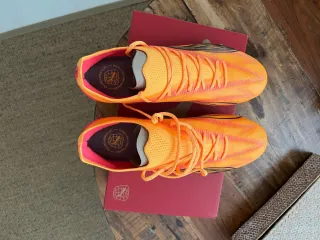 PUMA ULTRA ULTIMATE FOREVER FASTER Naranja tall43