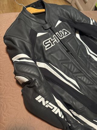 Mono de moto SHUA Talla L (52)