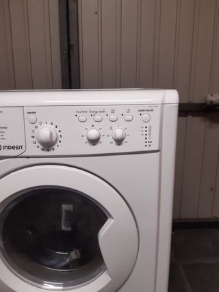 Lavadora secadora Indesit 7kg trasporte incluido