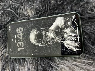 iPhone 11 Verde 64GB Casi Nuevo