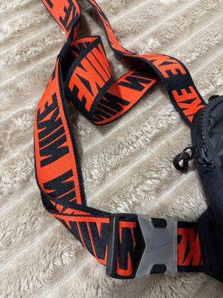 Bandolera Nike
