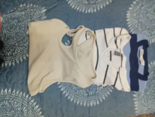 Lote 3 prendas Bershka.precio todo