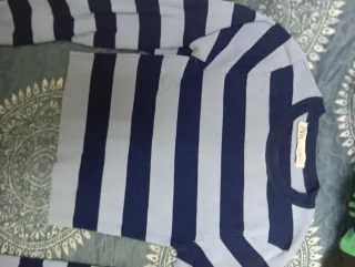 Lote 3 prendas Bershka.precio todo