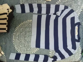 Lote 3 prendas Bershka.precio todo