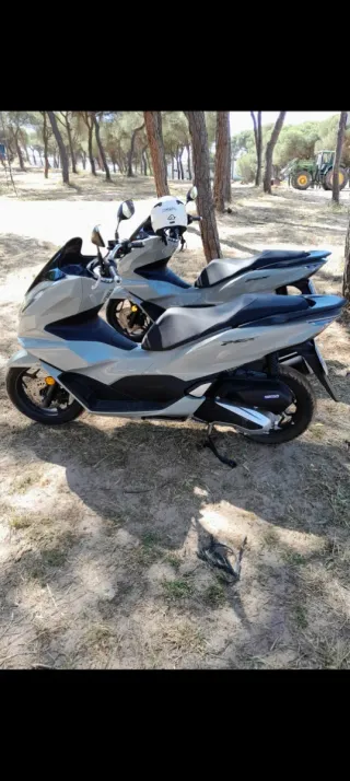 Honda PCX 125 Gris