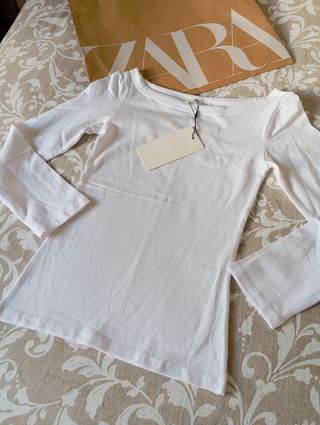 Camiseta Zara manga larga blanca