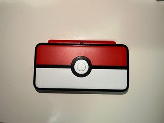 New Nintendo 2DS XL Poké Ball Edition