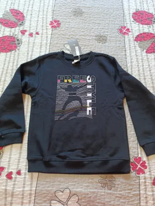 Tuta felpata bambino taglia 8 anni nuova con carte