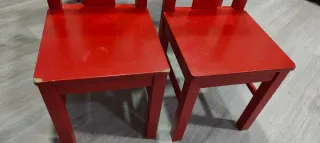 Mesa y 2 Sillas Rojas Infantiles