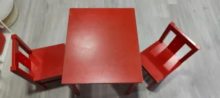 Mesa y 2 Sillas Rojas Infantiles