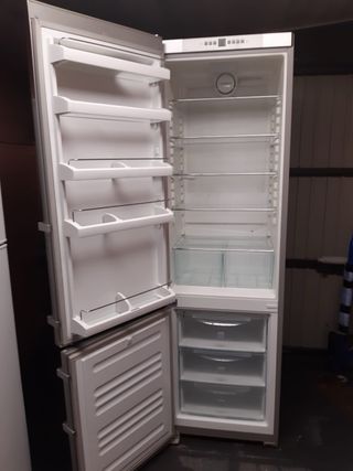 Frigorífico liebber 2 metros trasporte incluido