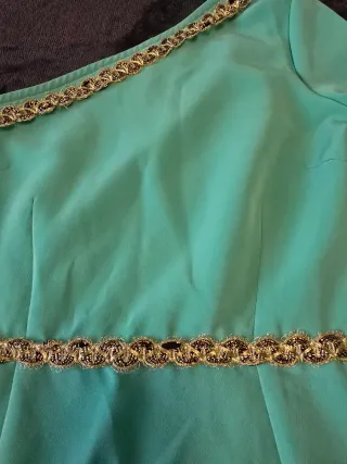 Vestido verde fiesta un hombro