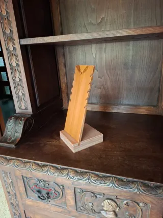 Expositor Collares Madera