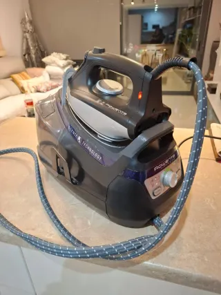 Centro de Planchado Rowenta Silence Steam