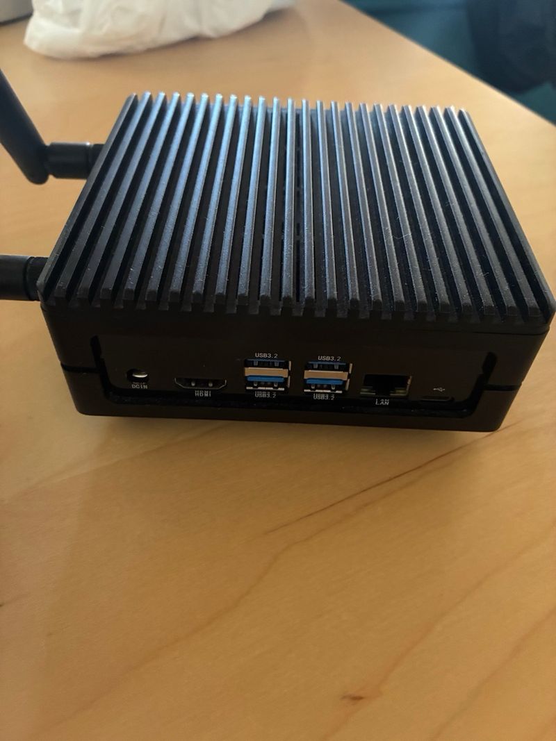 NVIDIA Orin NX 16GB J4012 + wifi + 2TB integrado afbeelding 3