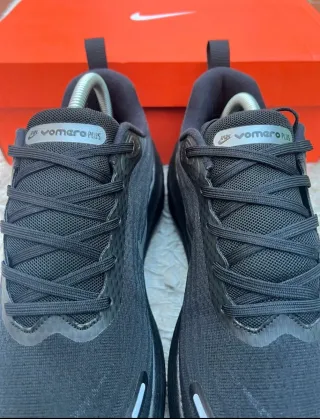 Nike Air Zoom Vomero Plus Talla 43 A Estrenar