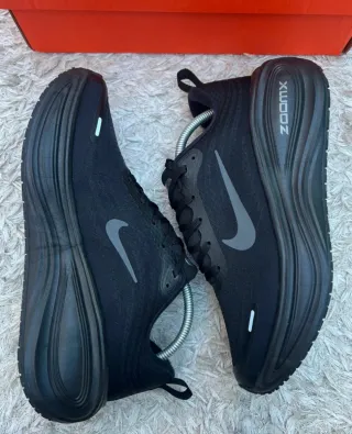 Nike Air Zoom Vomero Plus Talla 43 A Estrenar