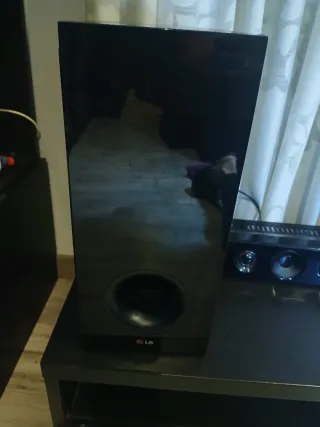 Equipo Sonido LG Dolby Digital