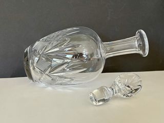 Botella cristal tallado con tapón