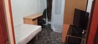 Se alquila habitación para una persona