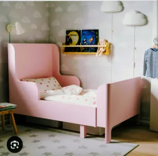 Cama extensible rosa IKEA BUSUNGE