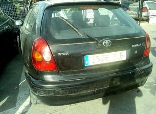 247261 843101e700 mando luces toyota corolla (e11)