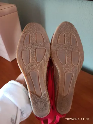 Alpargatas cuña rojas