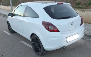 Opel Corsa 1.3 CDTI 2011 con 166.000km