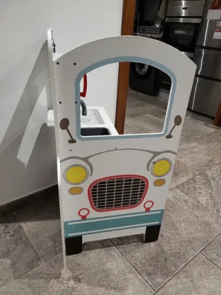 Cocina / food truck de madera para niños