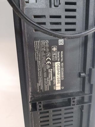 Panasonic NV-SD260 VHS con película Shrek