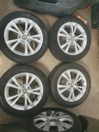 4 Llantas de aleación Alfa Romeo