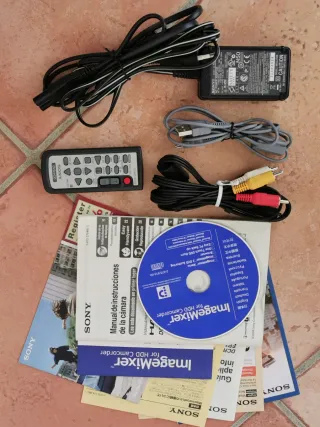 Videocámara Sony Handycam DCR-SR90E + Regalos