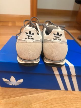 Zapatillas Adidas Talla 38.5 Beige/Blanco