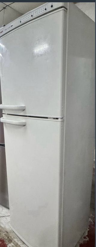 NEVERA DOS PUERTAS BOSCH BLANCO NO FROST