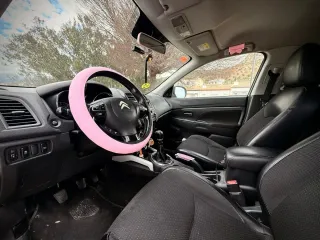 Citroen Citroen c4 aicroos 2013