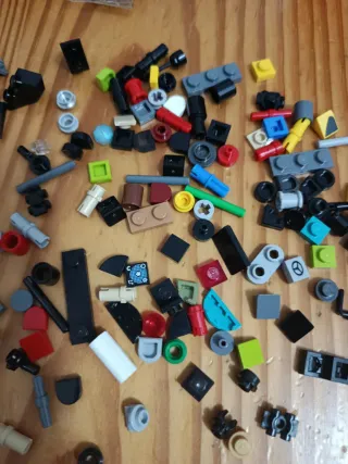 Vendo Piezas de Lego Variadas.