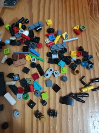 Vendo Piezas de Lego Variadas.