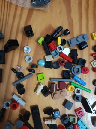 Vendo Piezas de Lego Variadas.