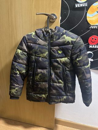 Abrigo Primark Dinosaurios Talla 7-8 Años