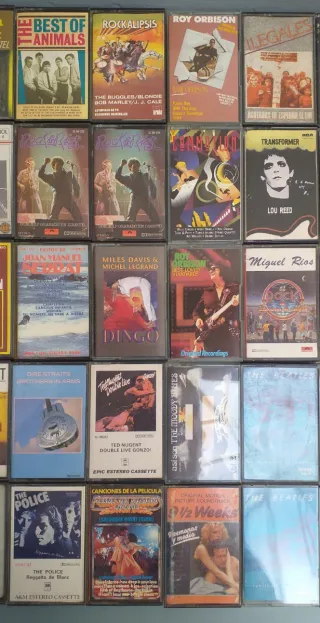 Lote 60 Casetes Nacionales e Internacionales