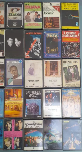 Lote 60 Casetes Nacionales e Internacionales