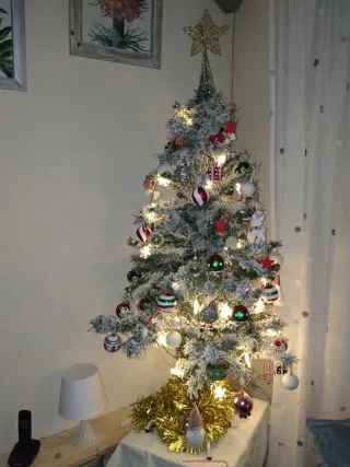 Árbol de Navidad blanco y verde