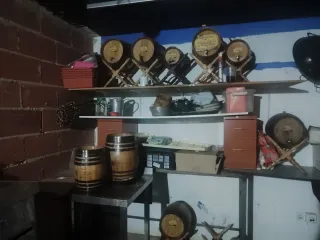 14 Barriles  de vino de madera