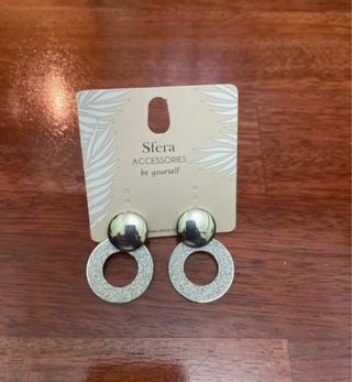 Pendientes Sfera dorados y plateados