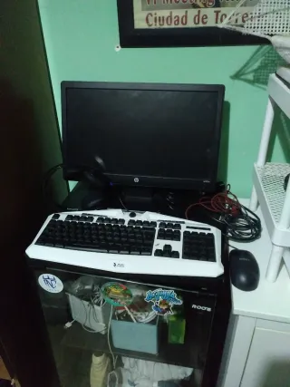 Monitor, Tastiera, Mouse e Cuffie