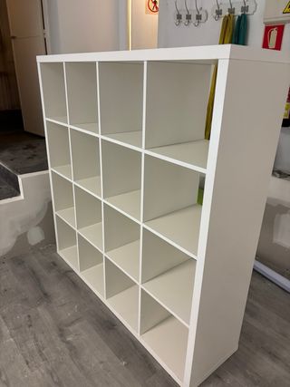 Estantería modular blanca