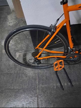 Bicicleta de carretera Megamo R10