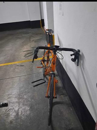 Bicicleta de carretera Megamo R10