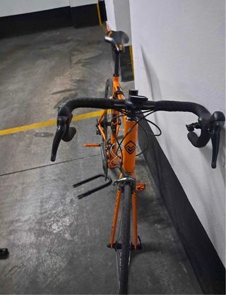 Bicicleta de carretera Megamo R10