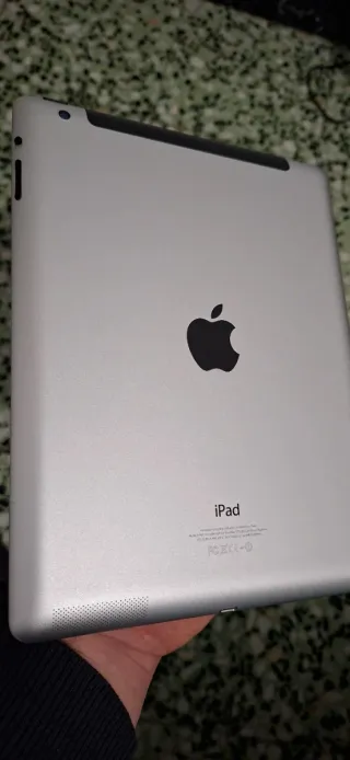 Apple iPad A1460 Plata